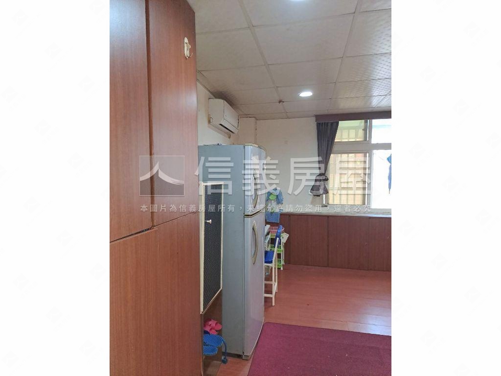 溪洲三街近戶政收租四套房房屋室內格局與周邊環境