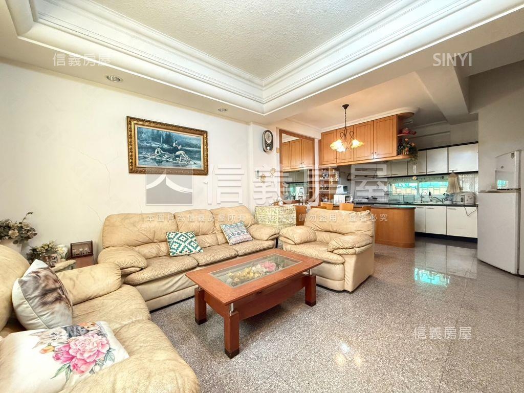虎尾寮｜大面寬併排車墅房屋室內格局與周邊環境