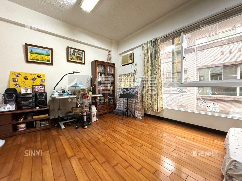 虎尾寮｜大面寬併排車墅房屋室內格局與周邊環境