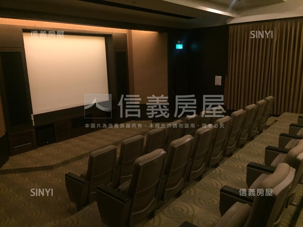 近重劃區享受假期景觀兩房房屋室內格局與周邊環境