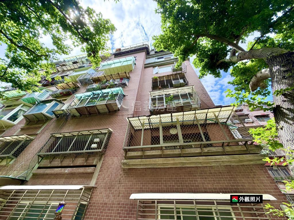 大安公園朝南綠景美４房房屋室內格局與周邊環境