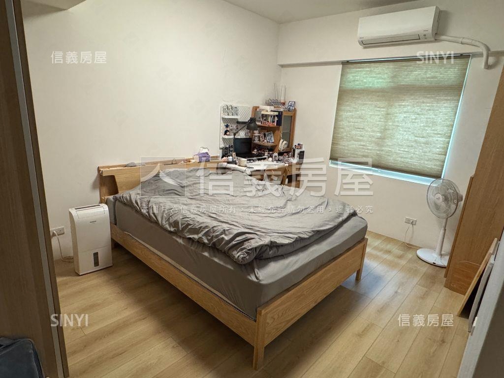 集賢家樂福採光大四房車位房屋室內格局與周邊環境