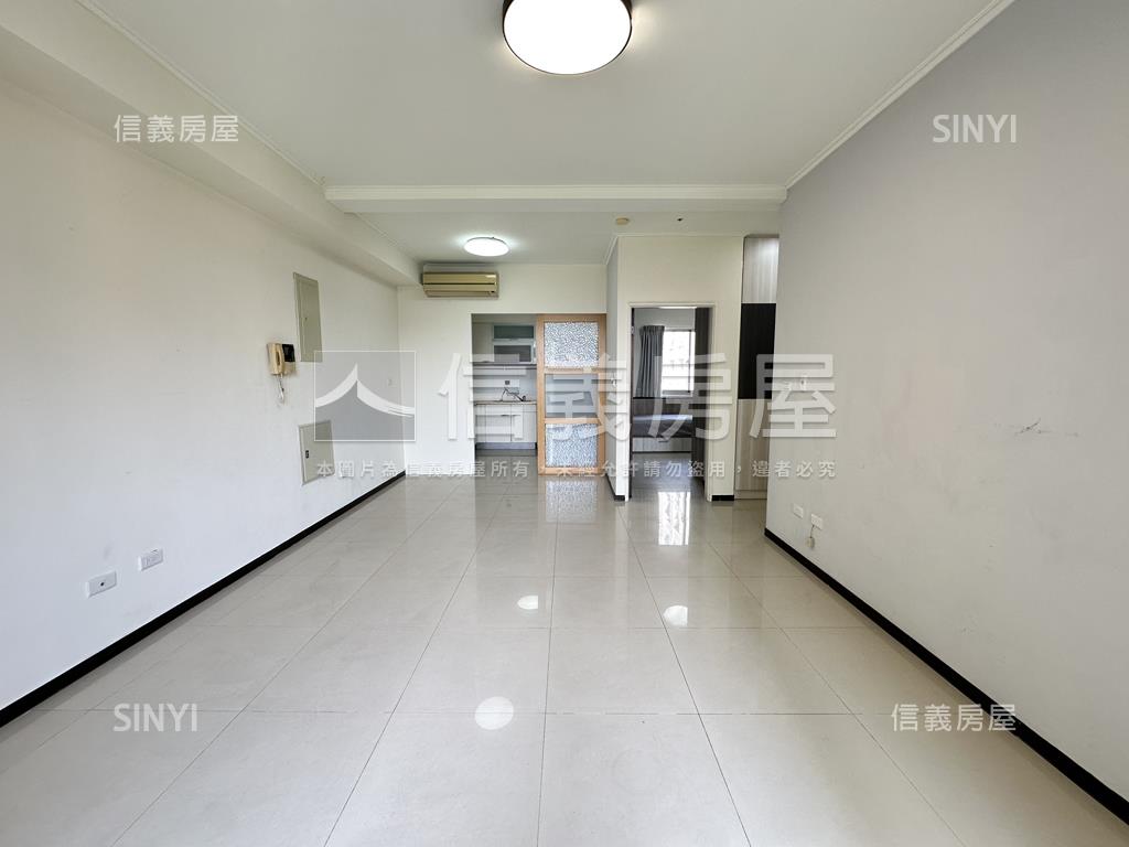 大自然美景３房雙車位房屋室內格局與周邊環境