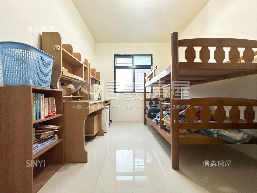 一層一戶邊間美寓房屋室內格局與周邊環境