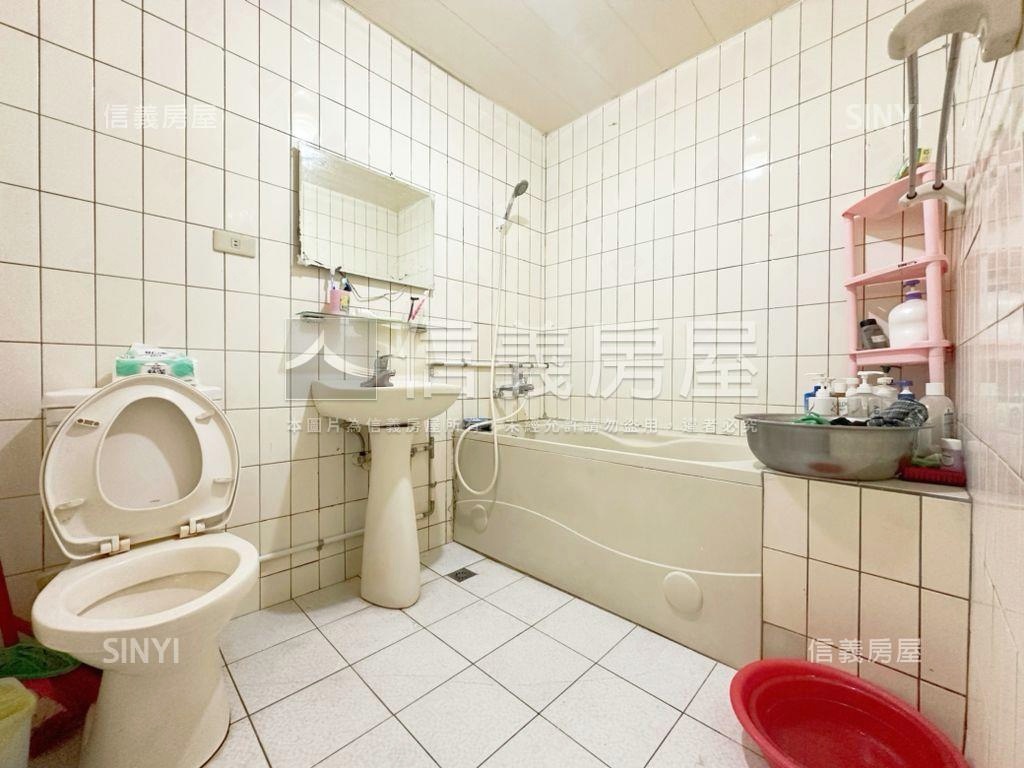 一層一戶邊間美寓房屋室內格局與周邊環境