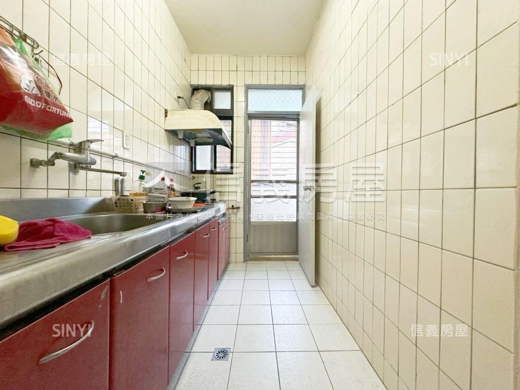 一層一戶邊間美寓房屋室內格局與周邊環境