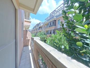 鳥語花香公園旁傳家寶別墅