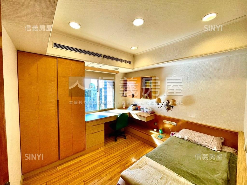八期高樓露台戶稀有釋出房屋室內格局與周邊環境