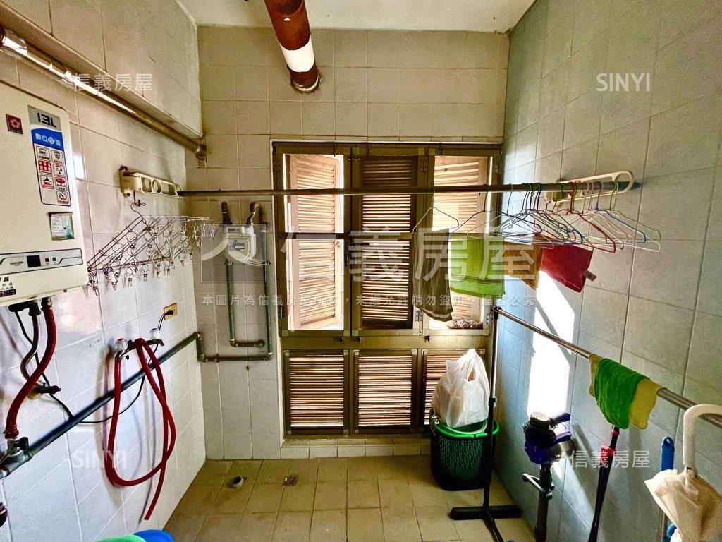 八期高樓露台戶稀有釋出房屋室內格局與周邊環境