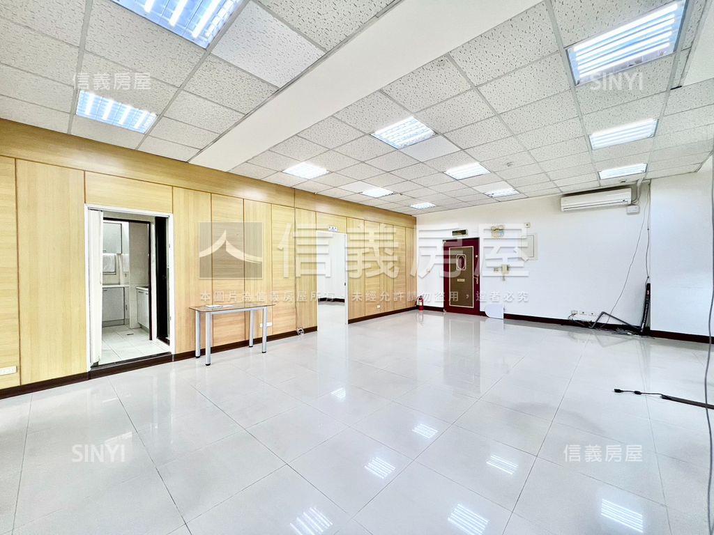 松江南京高樓邊間坡平車位房屋室內格局與周邊環境