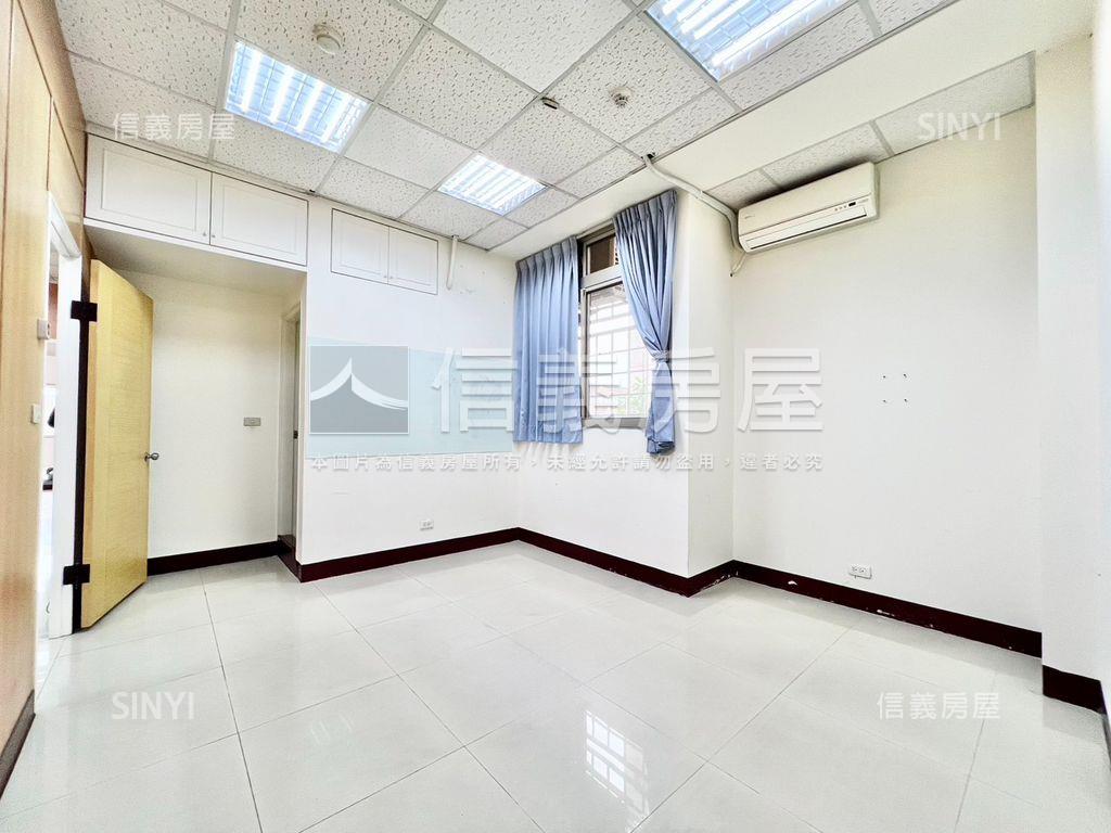 松江南京高樓邊間坡平車位房屋室內格局與周邊環境