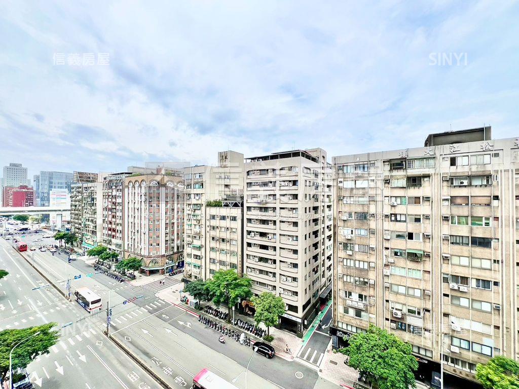 松江南京高樓邊間坡平車位房屋室內格局與周邊環境