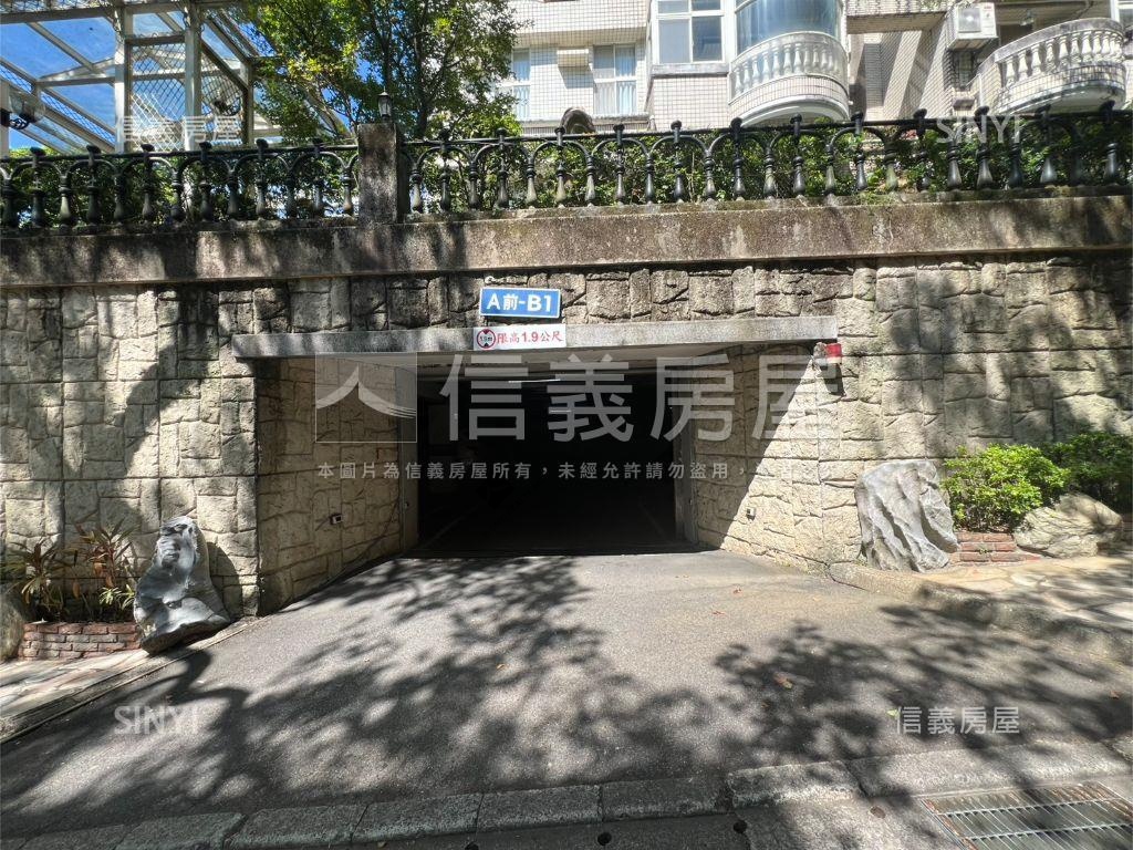 政大御花園綠意光景附車位房屋室內格局與周邊環境
