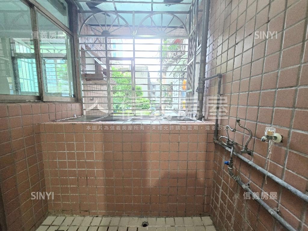 鎮板橋呼吸大空間房屋室內格局與周邊環境