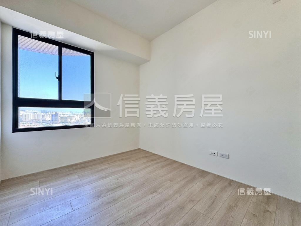 世界花園視野三房平車房屋室內格局與周邊環境