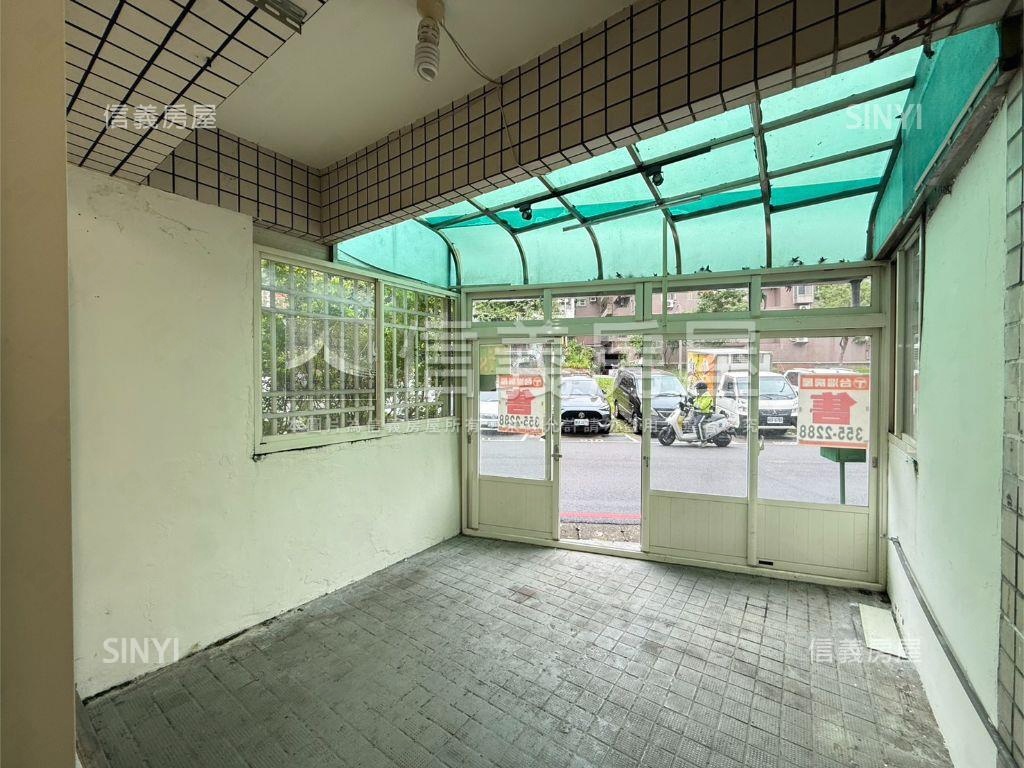 桃林步道旁金店面房屋室內格局與周邊環境