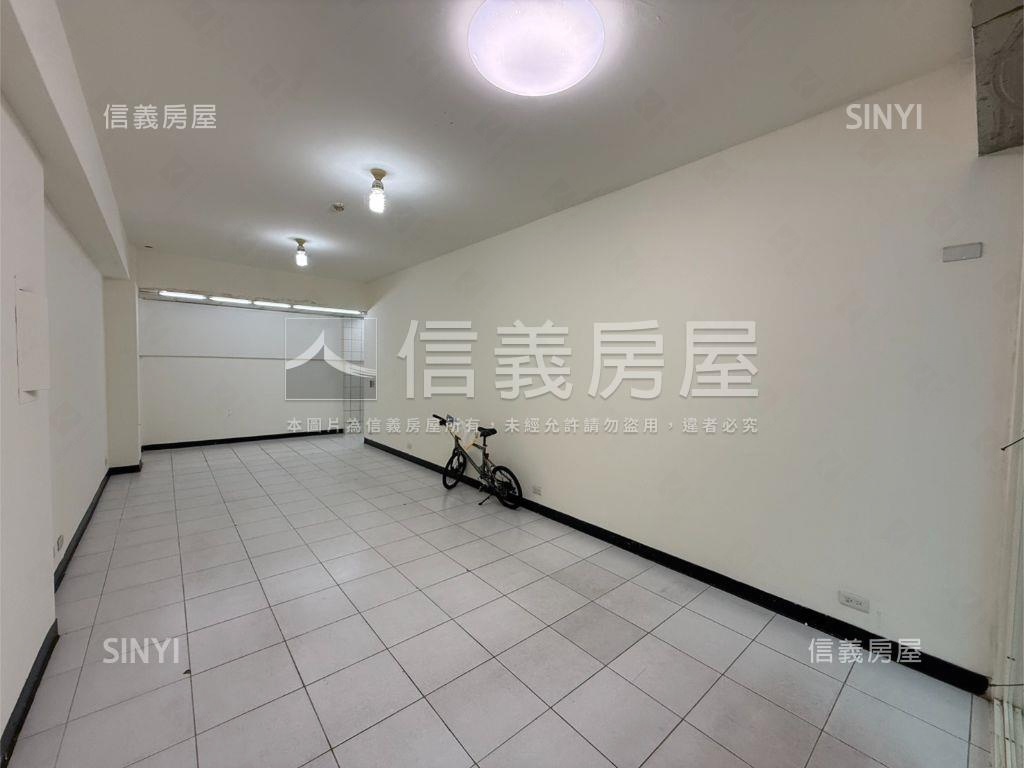 桃林步道旁金店面房屋室內格局與周邊環境