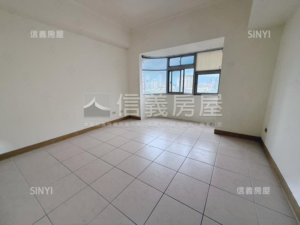 大鵬景美溪高樓河景大戶房屋室內格局與周邊環境