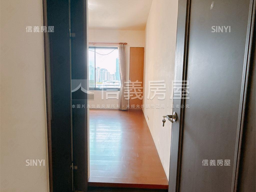 最上石採光三房平車房屋室內格局與周邊環境