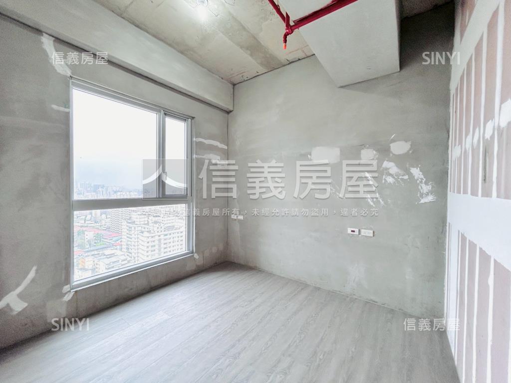 東騰青一，公園溪景房屋室內格局與周邊環境