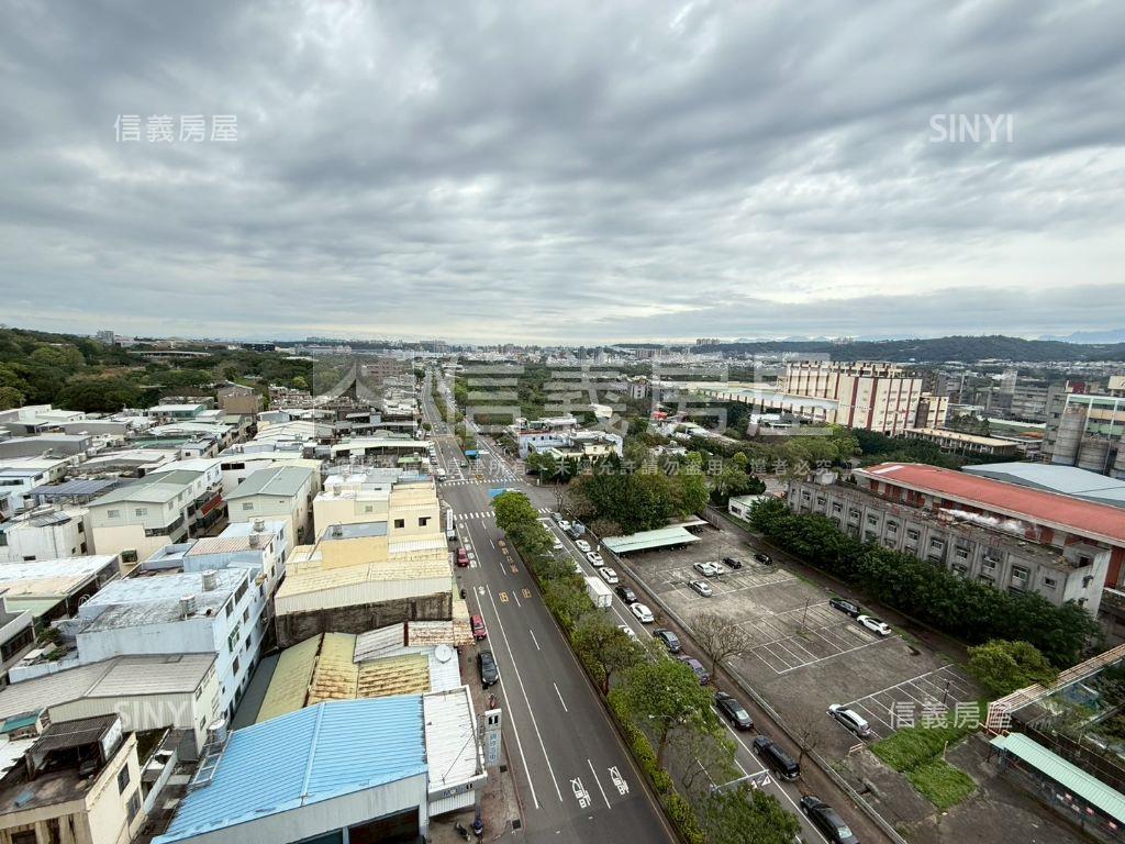 首購高樓景觀三房房屋室內格局與周邊環境