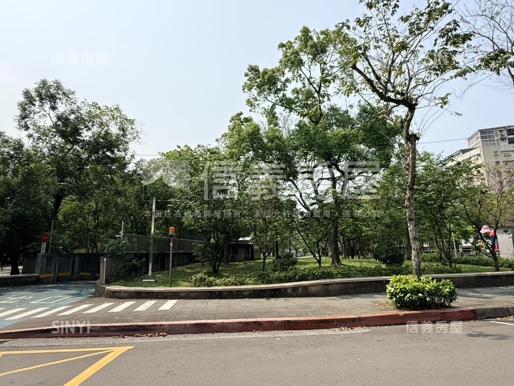 文山興隆低總土地房屋室內格局與周邊環境