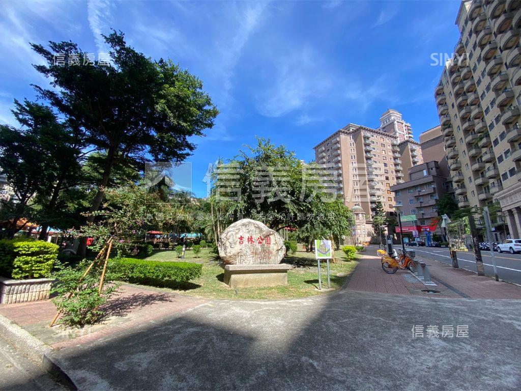 中悅班芙四房車位房屋室內格局與周邊環境