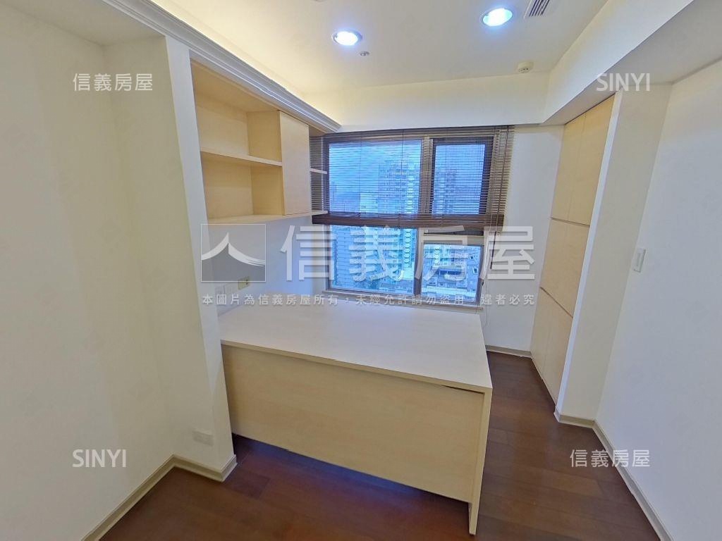 力麒樓中樓美景美屋雙車位房屋室內格局與周邊環境