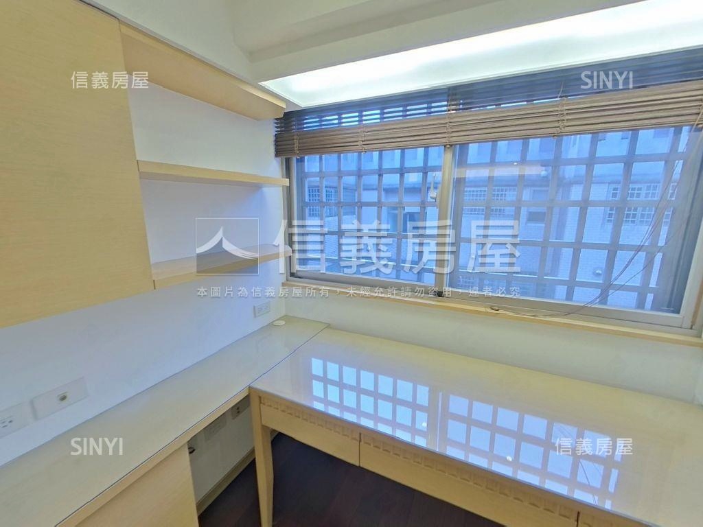 力麒樓中樓美景美屋雙車位房屋室內格局與周邊環境