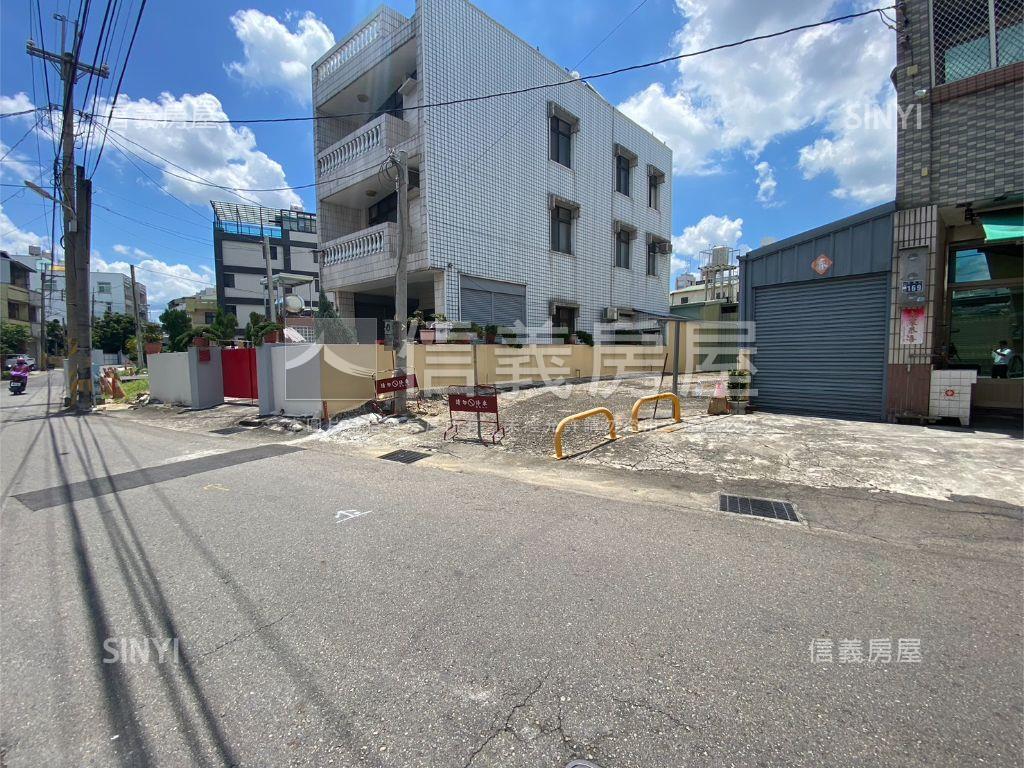 軟體園區臨路土地房屋室內格局與周邊環境