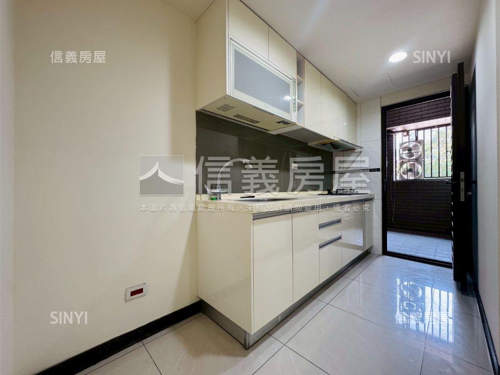 心天母優質庭院三房車位房屋室內格局與周邊環境