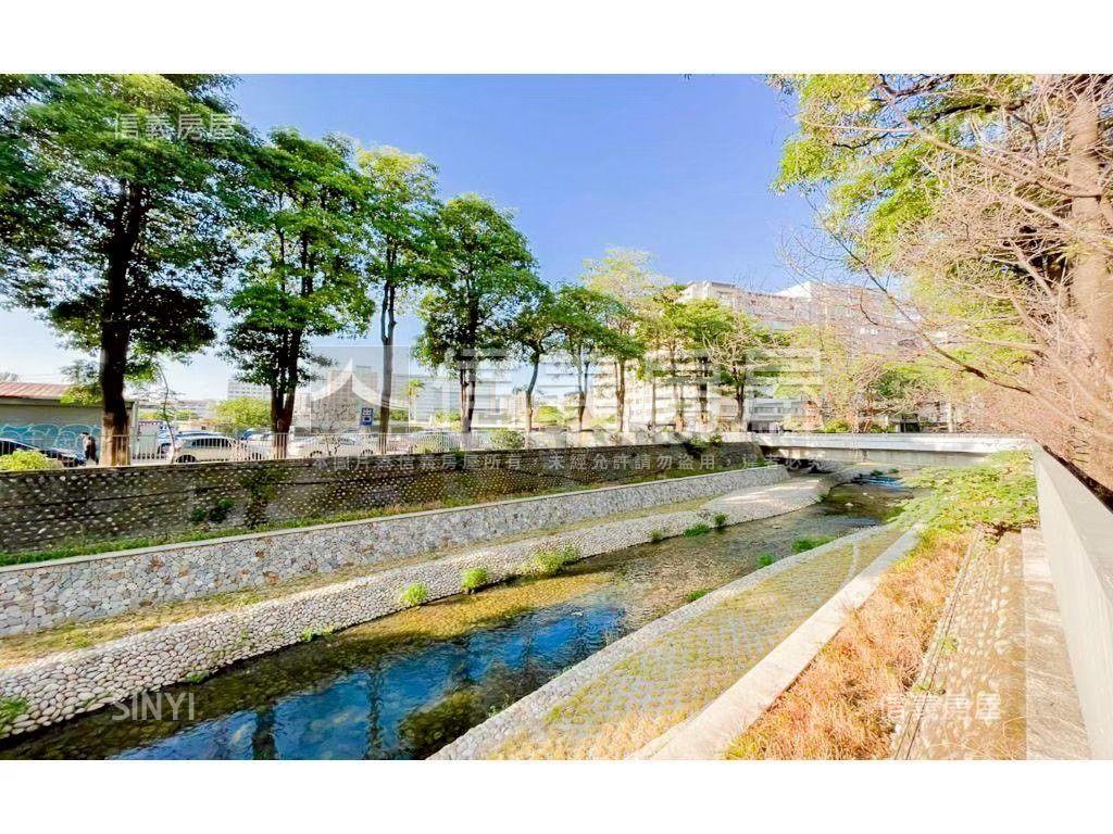 正逢甲路稀有黃金店面房屋室內格局與周邊環境