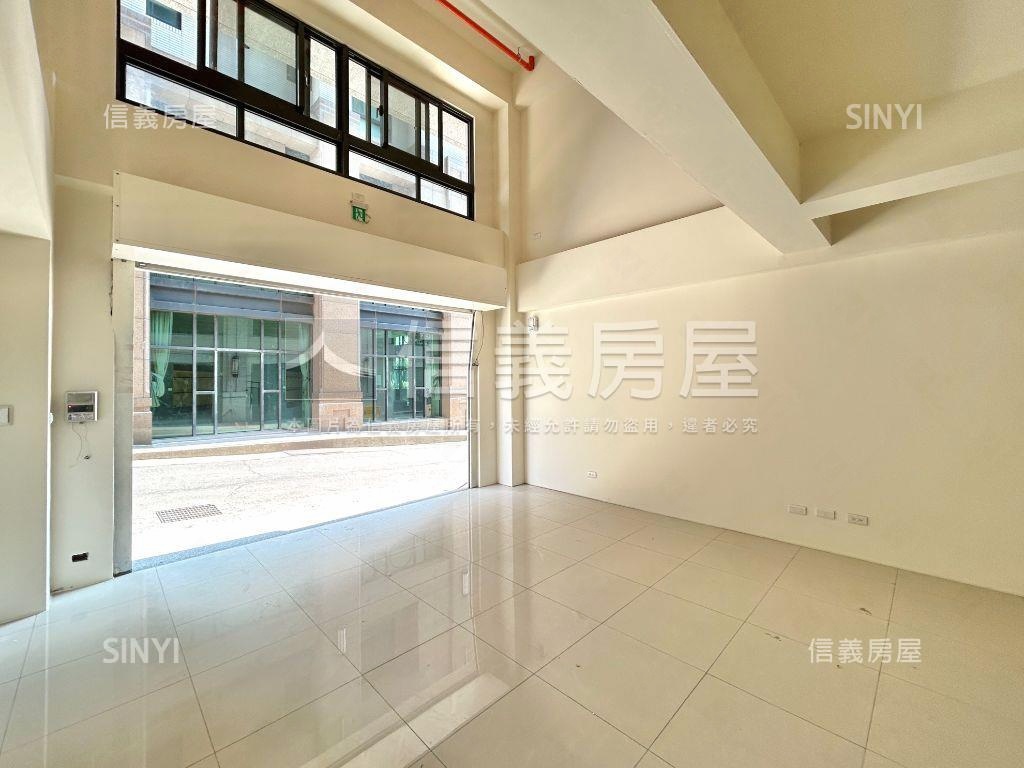 東大萌店面附平車位房屋室內格局與周邊環境