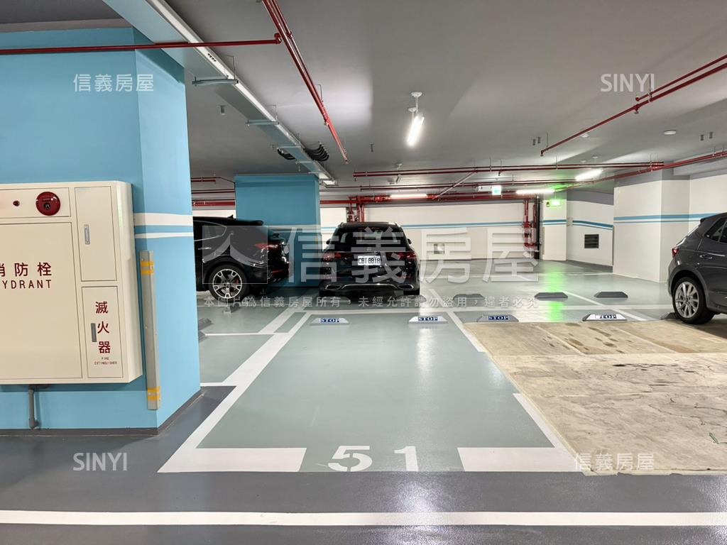 新濠一川三房車位房屋室內格局與周邊環境