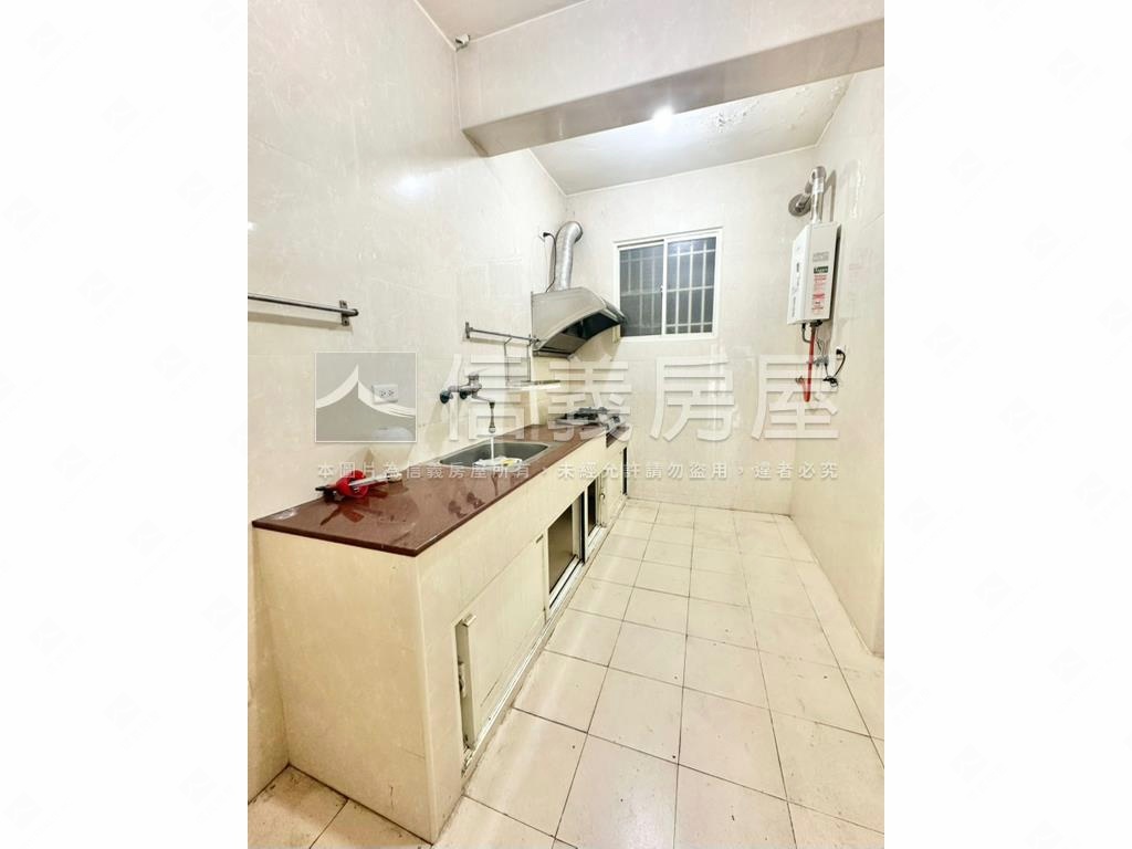 步行捷運國揚３樓美寓房屋室內格局與周邊環境