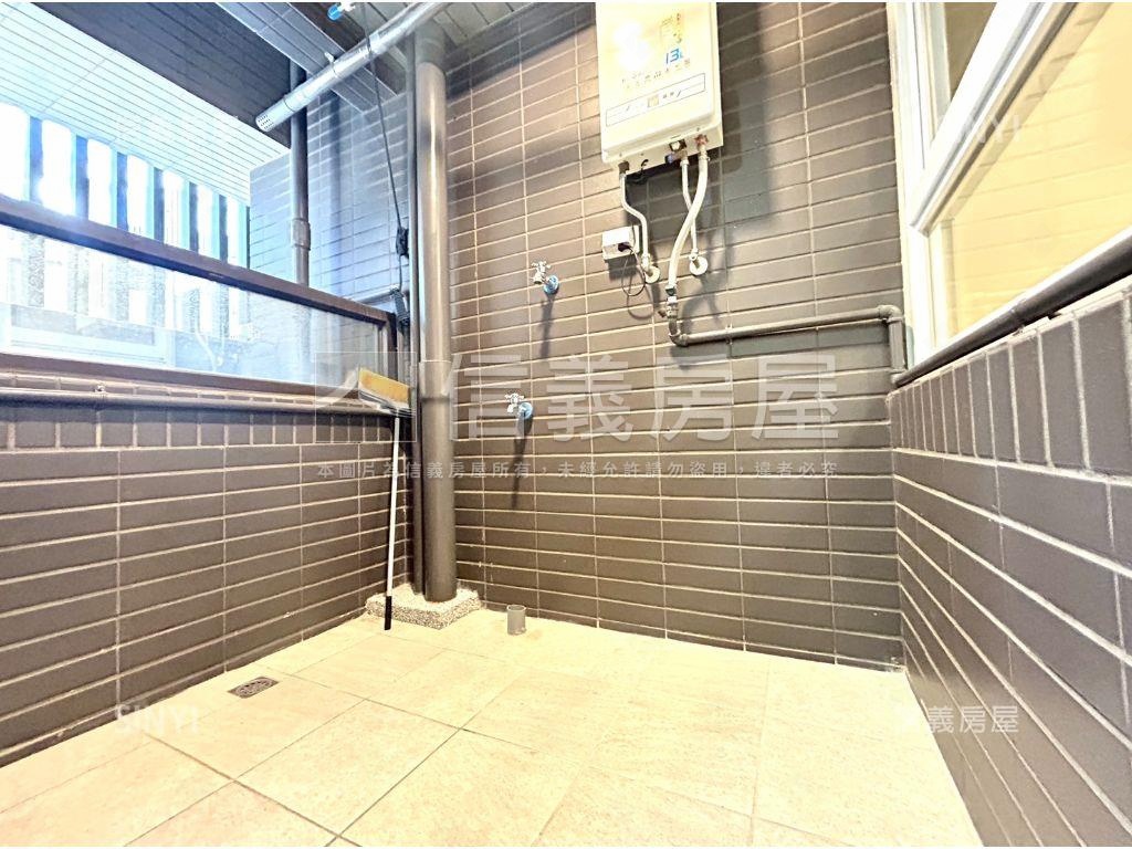 ⭐高樓層兩房車位⭐房屋室內格局與周邊環境