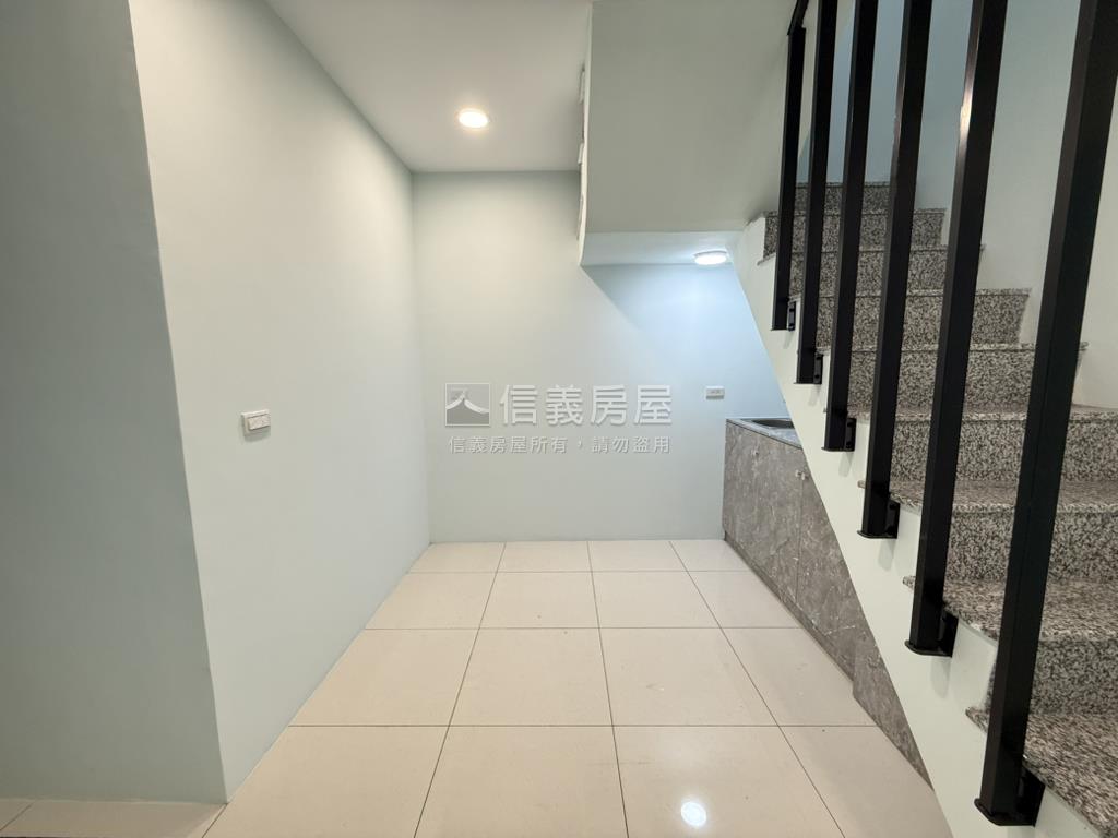 安中路整新透天房屋室內格局與周邊環境