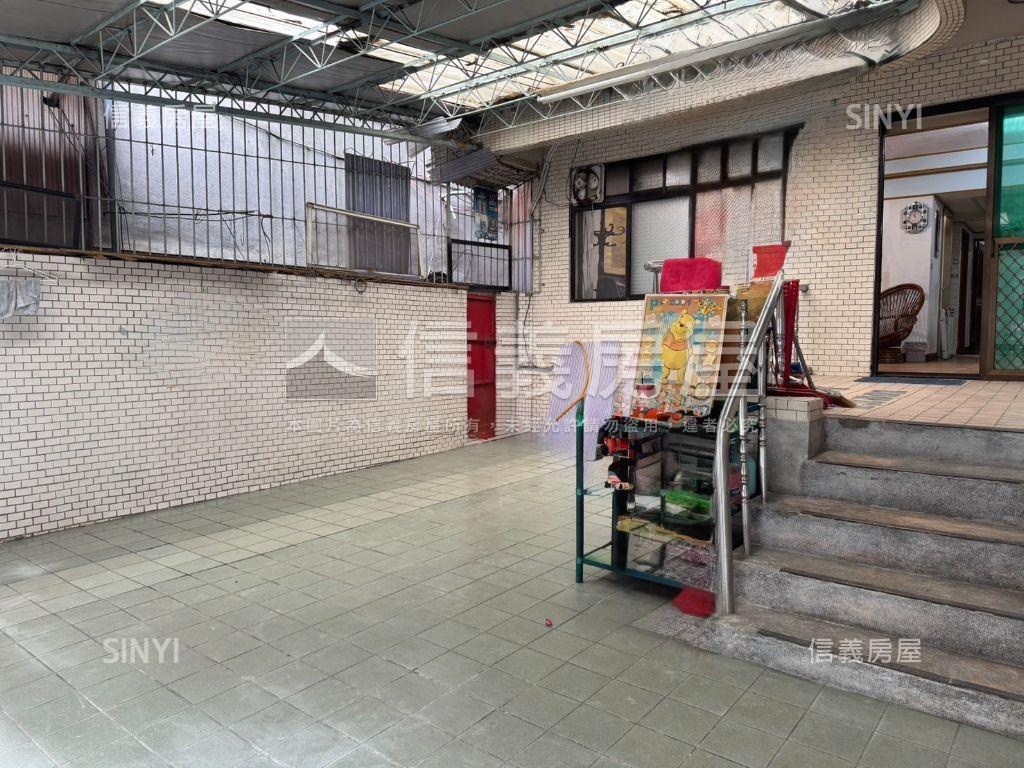 松菸巨蛋住辦★門前好停車房屋室內格局與周邊環境