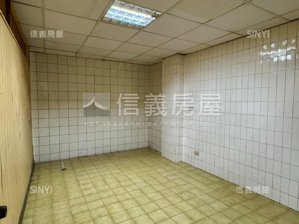 松菸巨蛋住辦★門前好停車房屋室內格局與周邊環境