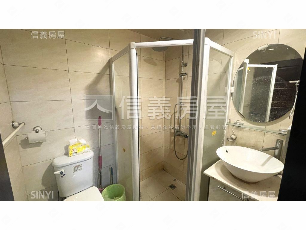 府中捷運★採光大空間房屋室內格局與周邊環境