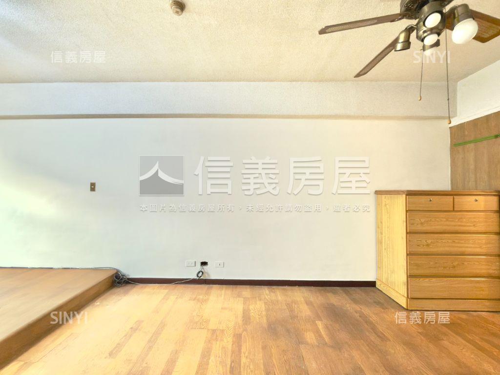 頂溪樂華精品雅築房屋室內格局與周邊環境