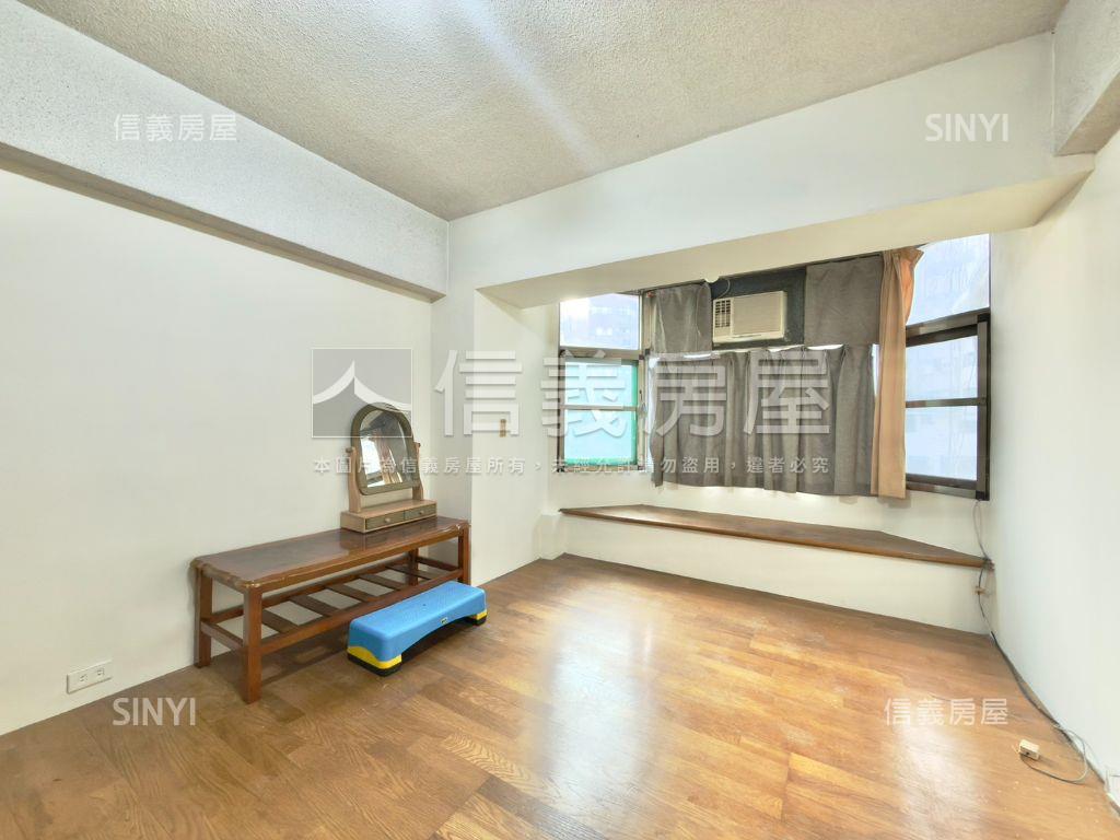 頂溪樂華精品雅築房屋室內格局與周邊環境