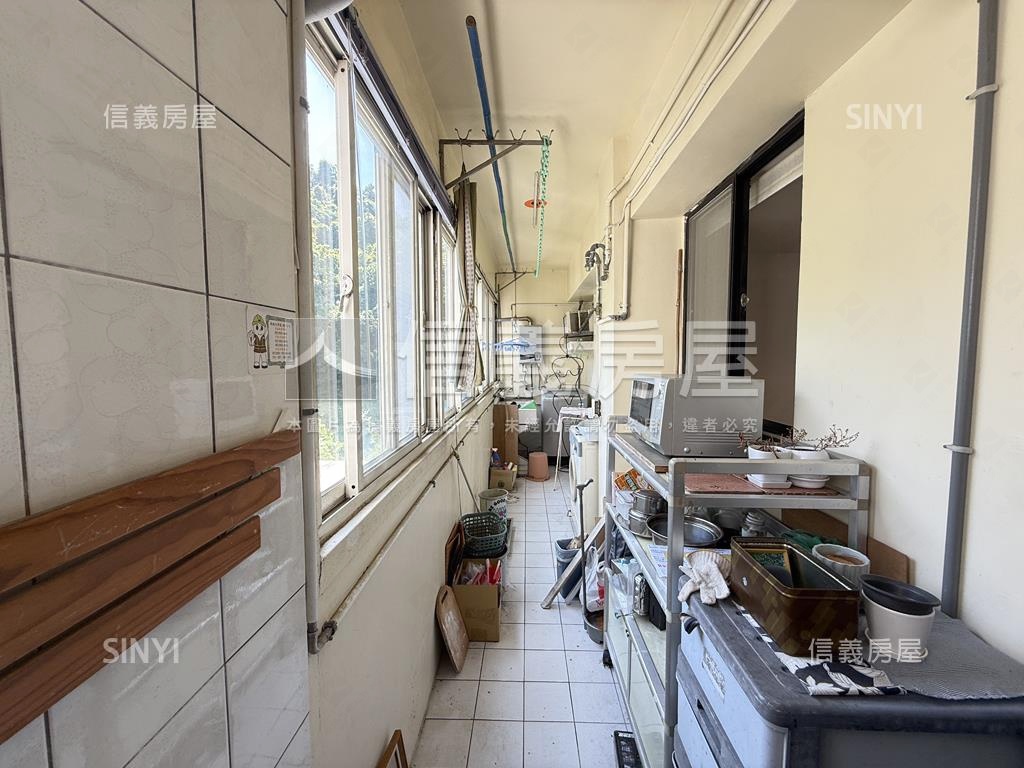 一層兩戶｜高樓靜謐視野宅房屋室內格局與周邊環境