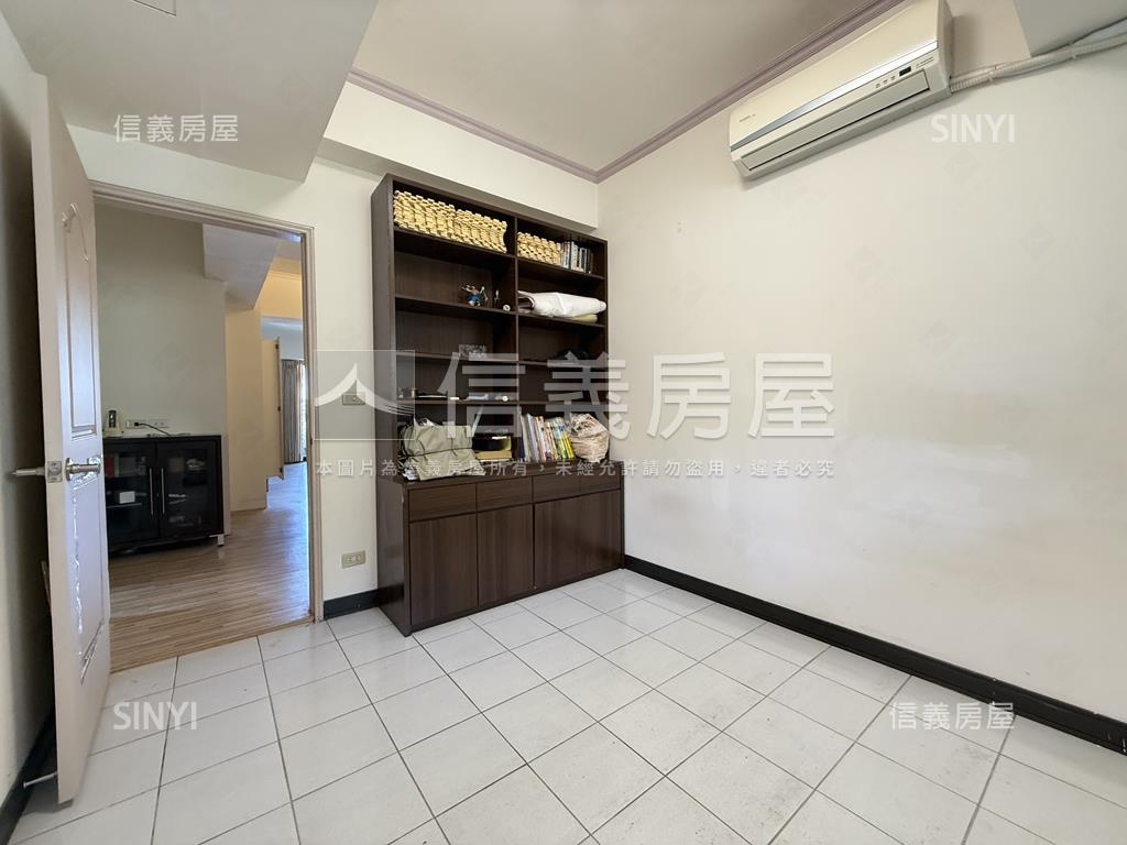一層兩戶｜高樓靜謐視野宅房屋室內格局與周邊環境