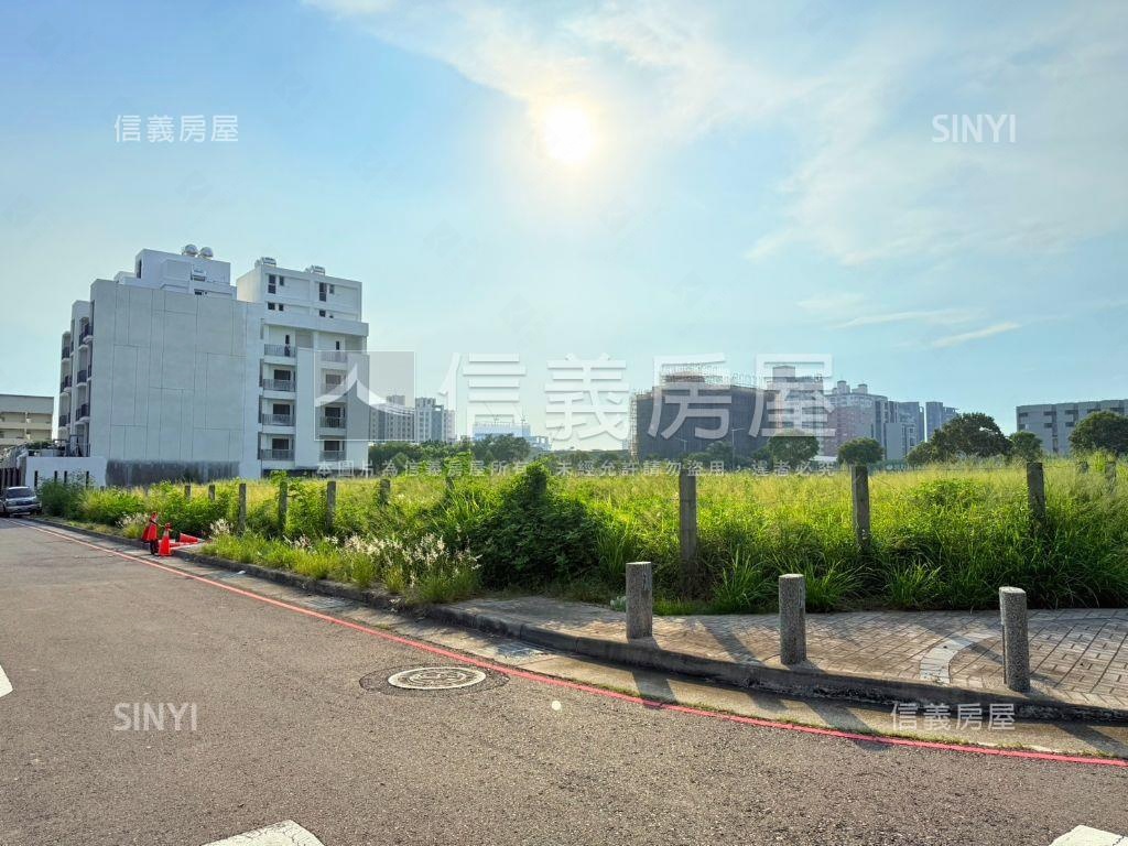 正１４期臨路別墅Ａ２房屋室內格局與周邊環境