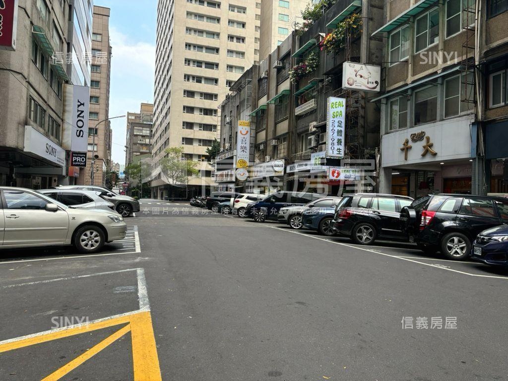 近馬偕雙連‧挑高新屋落成房屋室內格局與周邊環境