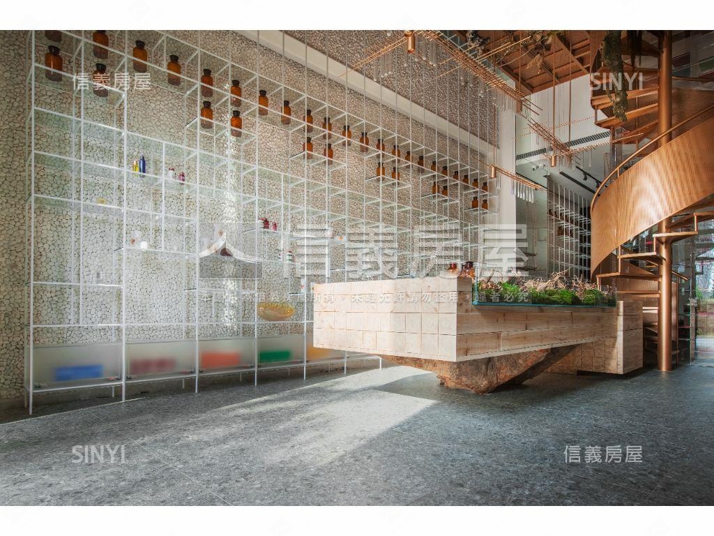 稀有釋出國家歌劇院前樓店房屋室內格局與周邊環境