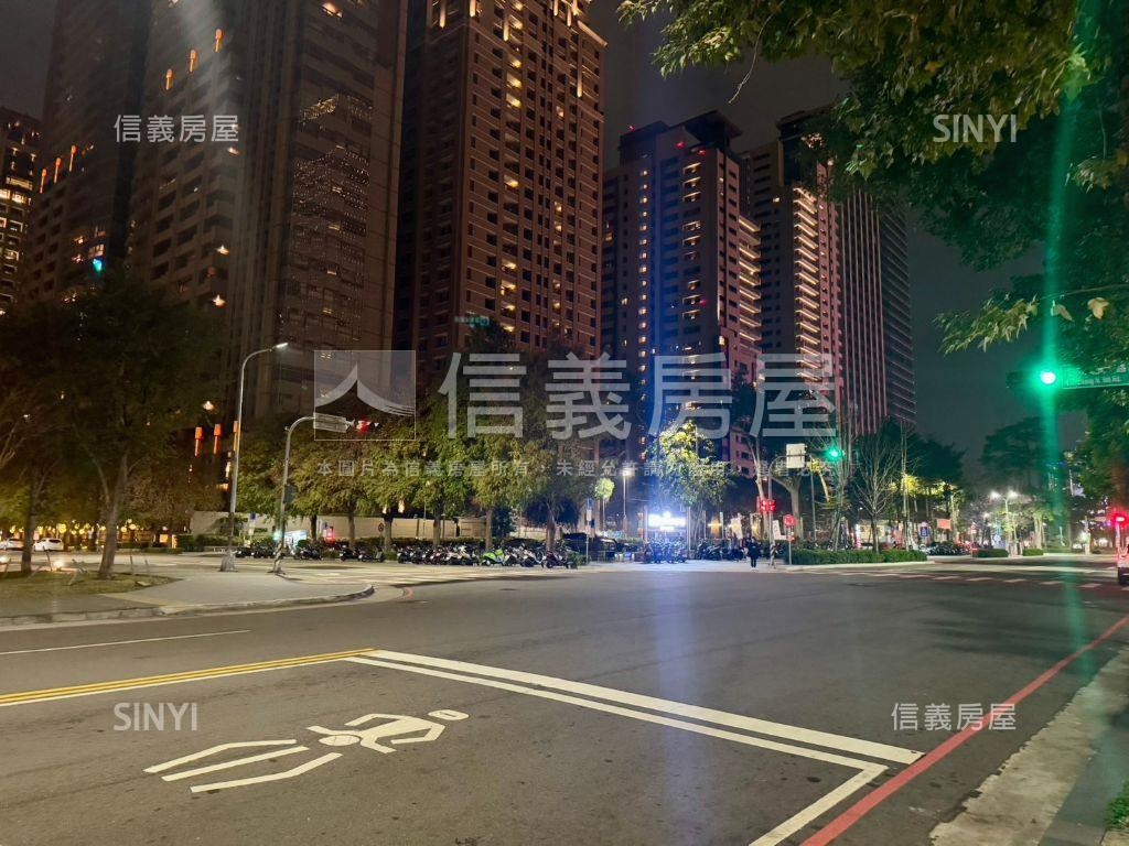 稀有釋出國家歌劇院前樓店房屋室內格局與周邊環境