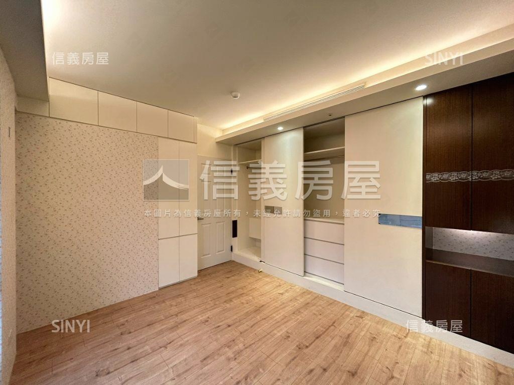 鉑金晶品兩房車位房屋室內格局與周邊環境