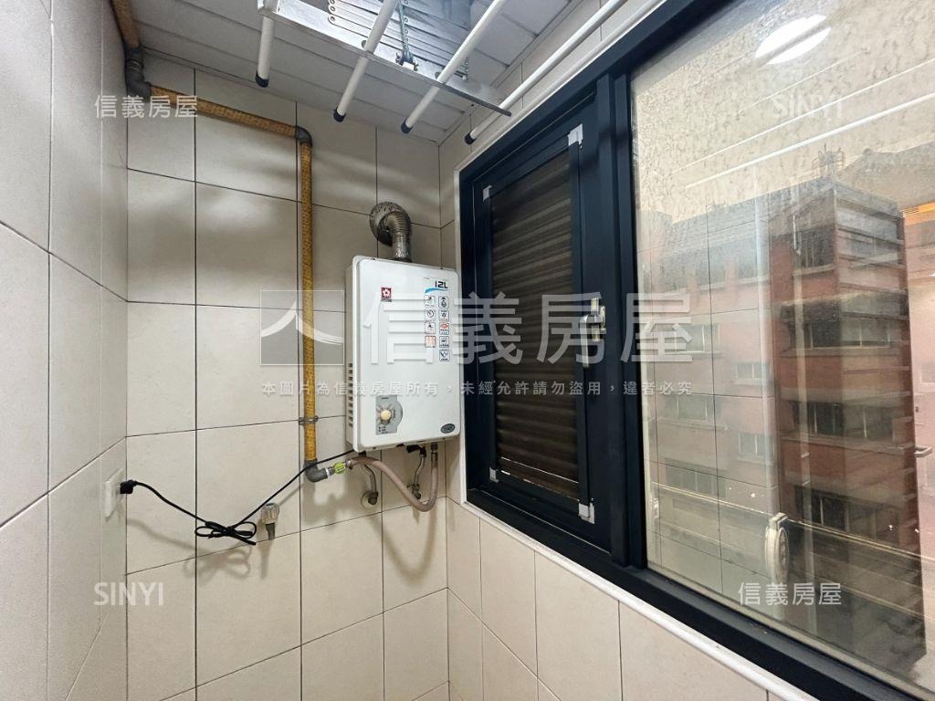 鉑金晶品兩房車位房屋室內格局與周邊環境